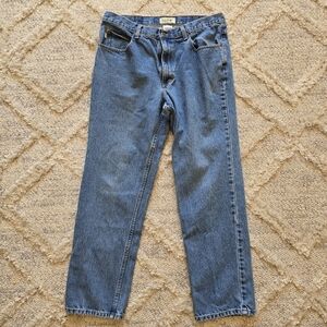 LL Bean Classic Fit Jeans Mens 36x30 Blue Medium Wash Straight Leg
